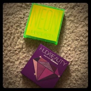 Huda beauty eyeshadow two NEW.